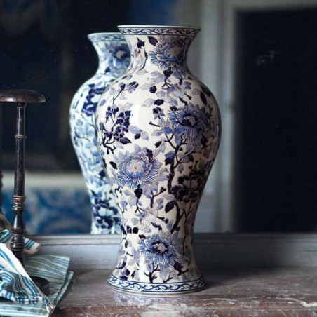 Le vase pivoines bleues