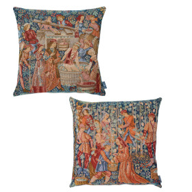 Les deux housses de coussin..., par l’Homme Moderne.