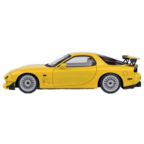 Mazda RX7 FD RS..., par l’Homme Moderne.